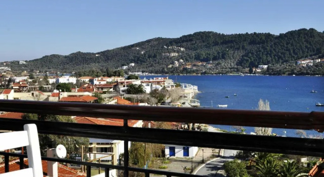 Двухместный номер Deluxe с видом на море Eros-Iros Portside Stays Skiathos, The Authentic Sporadean Living
