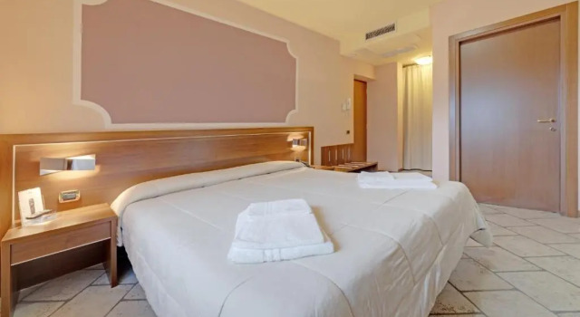 Двухместный номер Comfort Hotel Grotto Bagat