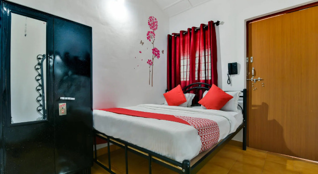 OYO 17147 Route 77, Prenota Hotel Calangute 
