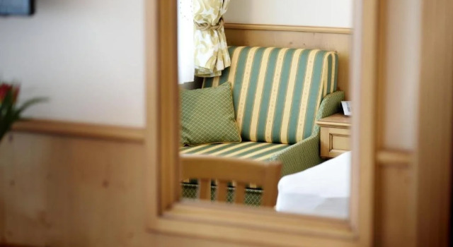 Apparthotel Garni Monte, Rezerwuj Apartamentowiec hotelowy Hotele w Tyrol z parkingiem, Parking