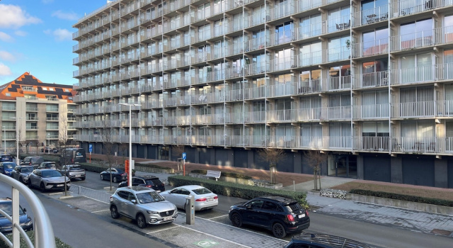 Apartment in Nieuwpoort With Balcony, Rezerwuj Apartament Hotele w Bruksela z parkingiem, Parking