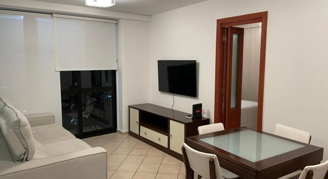 Apartamento encantador com piscina e garagem, Забронировать Апартаменты/квартира Отели Сан-Пауло с бассейном, рядом с Museum of Contemporary Art MAC, Бассейн