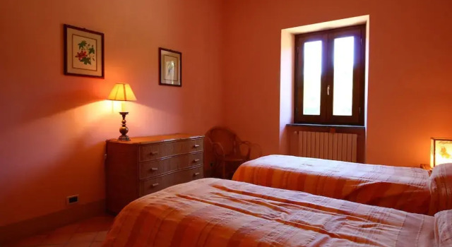 Villa Near Lake Bracciano With Pool, Prenota Villa Hotel a Lazio con parcheggio, Parcheggio