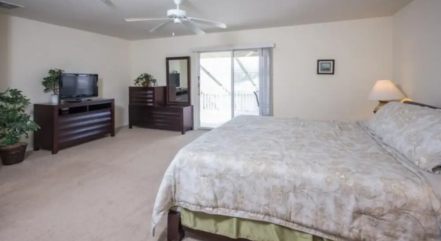 Adriaan's West Haven Vacation Home