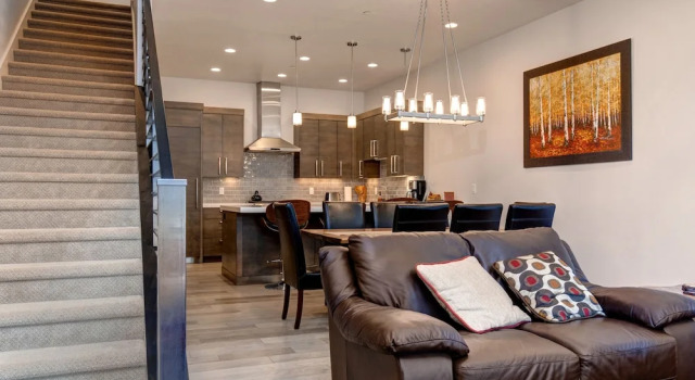 4221 Willow Draw Road Condo Unit 303, Забронировать Апартаменты/квартира Апартаменты Парк-Сити, рядом с Полет над каньонами, Апартаменты/квартира