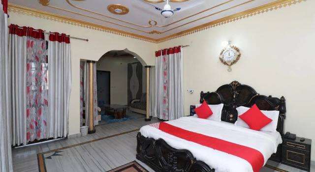 Люкс Standard OYO 5394 Hotel King Prince Palace