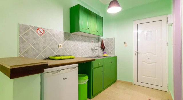 Трёхместная студия с балконом Ni-Mar Studios & Apartments