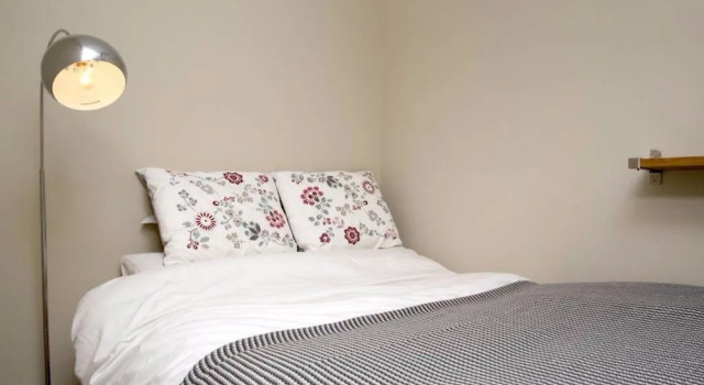Central New Town Flat, Забронировать Отель Новый город Эдинбург, рядом с Железнодорожный вокзал Эдинбург-Уэверли