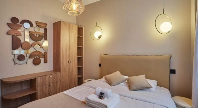 Charming 1 Bedroom - Canal Saint-martin, Забронировать Апарт-отель Париж Иль-де-Франс, рядом с Станция метро Rambuteau