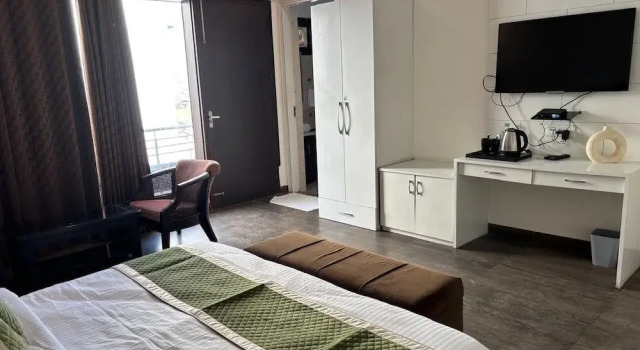 Номер Deluxe TIM Stayz Dehradun