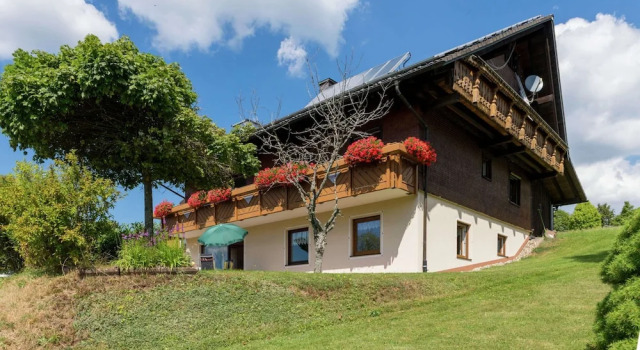 Апартаменты Apartment in Neukirch With Terrace