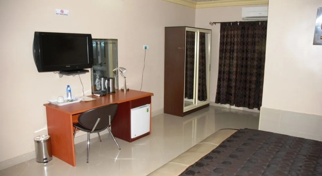 The Berkeley Hotel, Book Hotel SPA Hotels in Lagos State, SPA