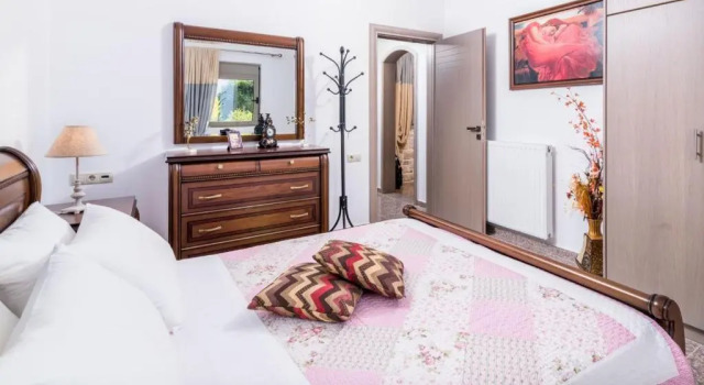Zeuss Daughtes Villas, Забронировать Отель Фаистос 