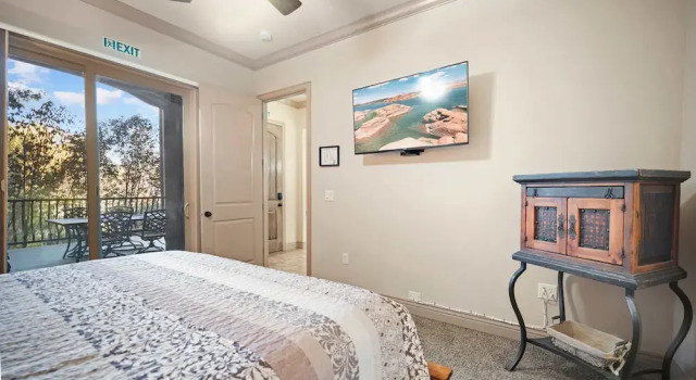 Western Front - Rustic Charm & Comfort