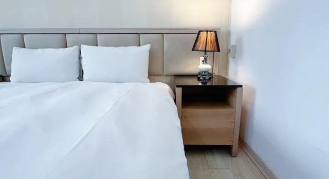 Luksusowy czteroosobowy pokój Champs Elysees Hotel