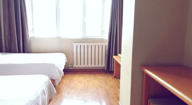 Urumqi Yaxin Express Hotel, Book Hotel Hotels in Xinjiang with Parking, Parking