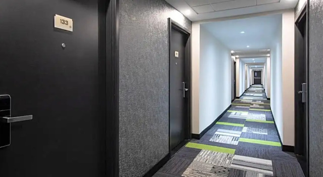 Двухместный номер Deluxe Цокольный этаж Spark by Hilton Montreal Brossard
