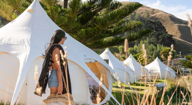 Тент Tatapouri Retreat - Glamping