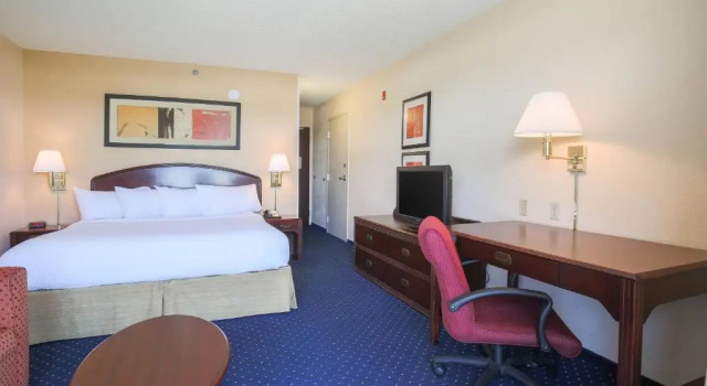Номер Standard Courtyard by Marriott Flint Grand Blanc