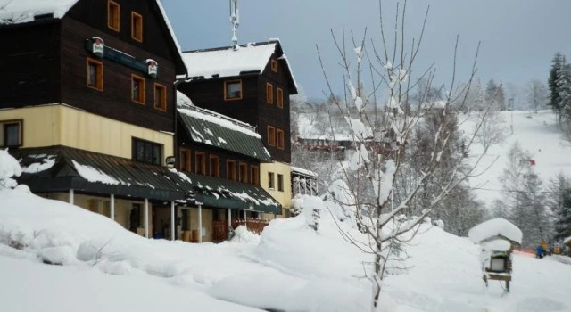 Hotel Krakonoš Benecko, Boek Hotel Hotels in Benecko met zwembad, in de buurt van Kejnos, Zwembad