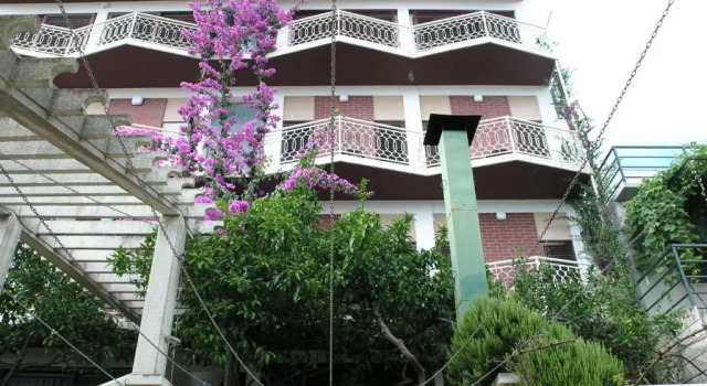 Студия Apartments Dobrila