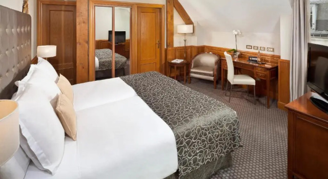 Двухместный номер Premium Meliá Paris Vendôme