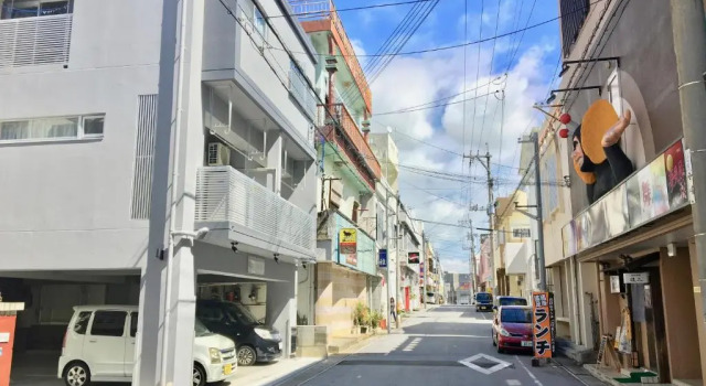 A-Style Futenma, Rezerwuj Hotel Hotele w Okinawa z parkingiem, Parking