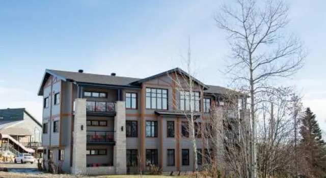 L'Urbain, Book Hotel Saint Ferreol les Neiges Mont Sainte-Anne