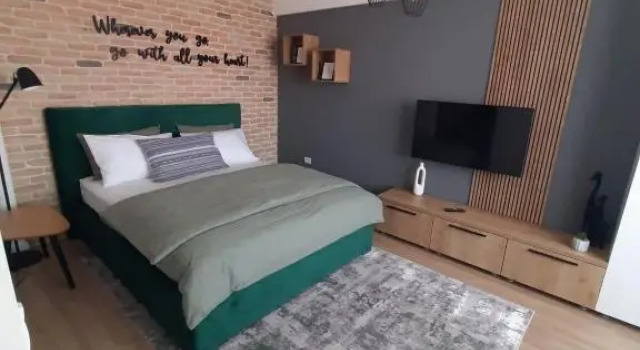 City Center View Studio Apartment 1, Varaa Huoneisto Timişoara Timiş, lähellä Fructus Plaza