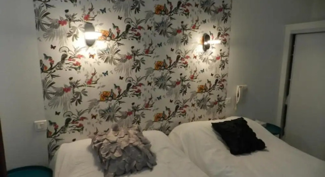 Hotel Herard, Book Hotel Hoteller i Champagne - Ardenne med pool, Swimmingpool