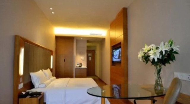 Ji Hotel Zhengzhou Jianshe Road, Rezervovat Hotel Zhongyuan District 