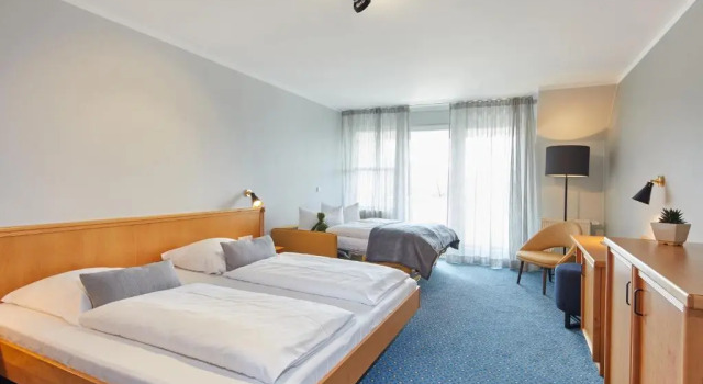 Hotel Sonneck, Забронировать Отель Кнюльвальд земля Гессен
