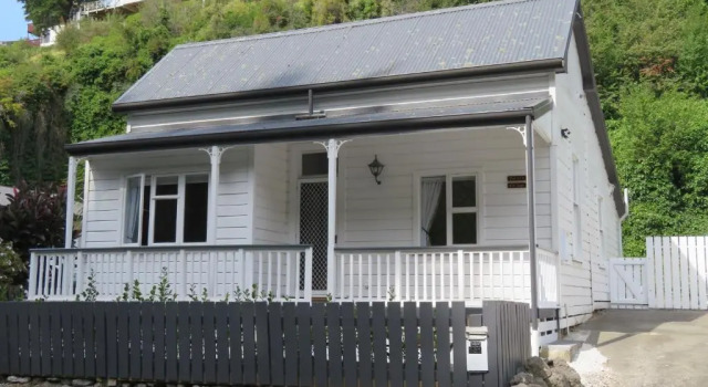 Juliet's Cottage - Napier Holiday Home, Buchen Sie Ferienhaus Napier 