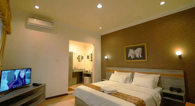 Klub Suite 1 Schlafzimmer mit Flussblick Patria Plaza Hotel
