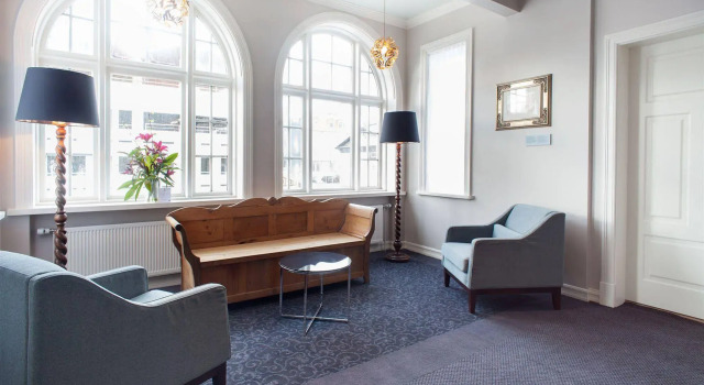 Reykjavík Residence Suites, Забронировать Отель Отели Рейкьявика 3 звезды, рядом с Концертный зал и конференц-центр Harpa, 3*