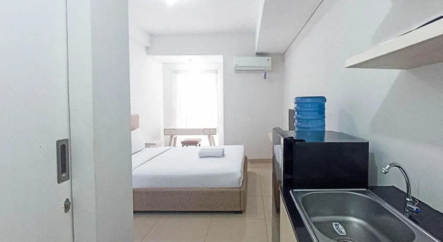 Студия Deluxe Modern Studio At Barsa City Apartment
