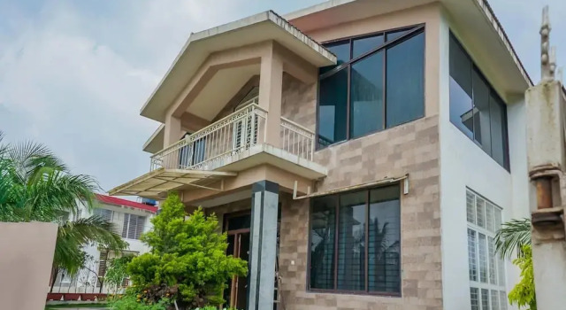 Orchid Villa by OYO Rooms