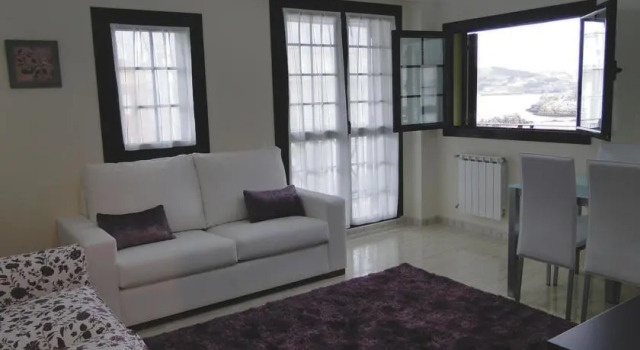 Apartamentos El Pinedo, Varaa Huoneisto Asunnot kohteessa Kantabria, Huoneisto