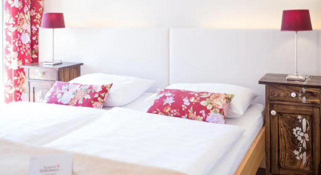 Das Eisenberg, Book Hotel Hoteller i Burgenland med parkering, Parkering