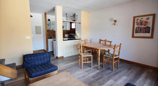 Апартаменты Appartement Duplex Spacieux - Acces Piscine- Centre Station St Jean D'Aulps - 9 Personnes - Cofid18