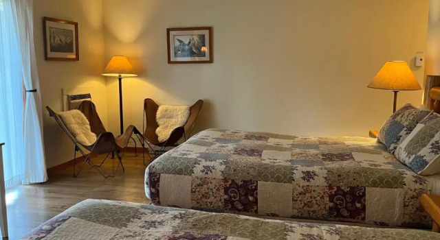 Четырёхместный номер Deluxe River Run Inn