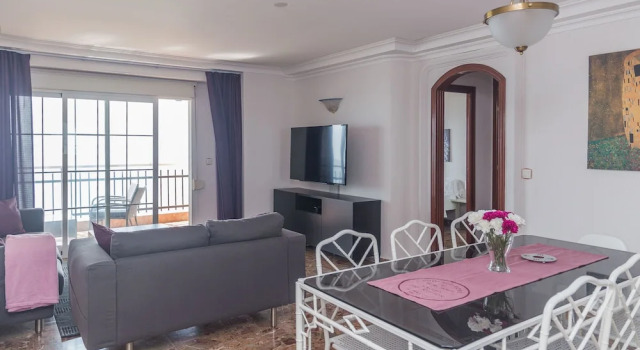 Апартаменты Beachfront 4BR Big groups or 2 families