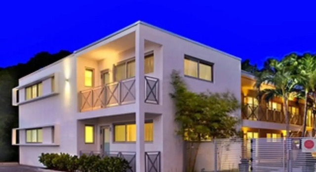 1818 Meridian House Apartments and Suites by Eskape Collection