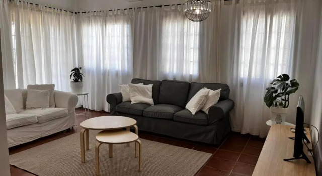 mhouse44