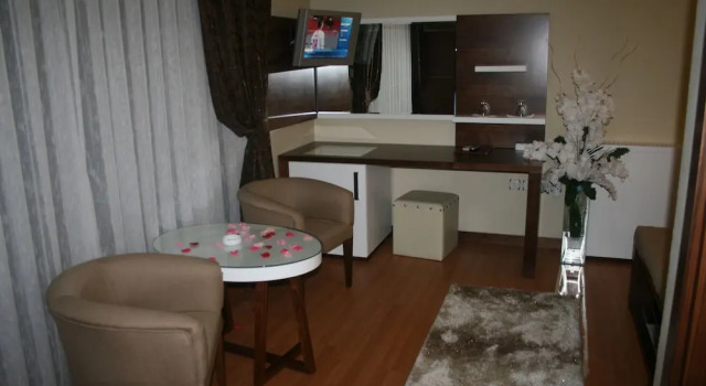 Номер Standard с балконом и с красивым видом из окна Nysa Hotel