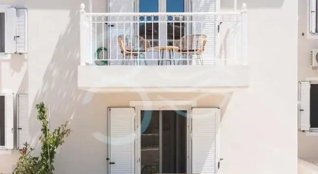 8 Homes