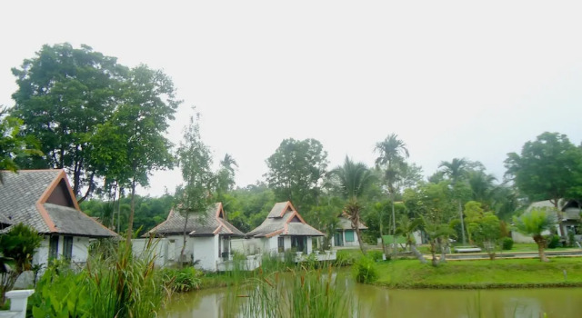 Номер Deluxe с балконом Bura Lumpai Resort