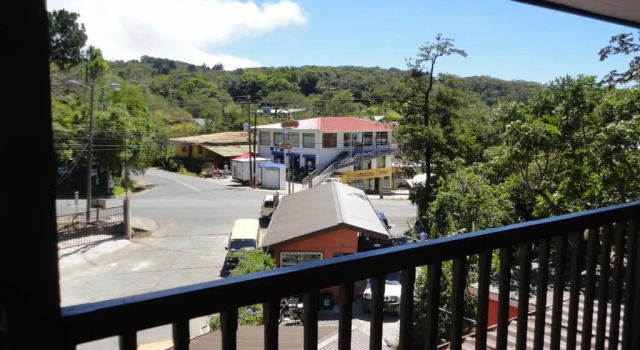 Cabinas Eddy B&B