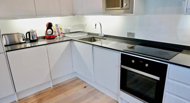 2BR/2Bath Luxury Modern Flat in the City London, Varaa Huoneisto Asunnot kohteessa Merseyside, Huoneisto