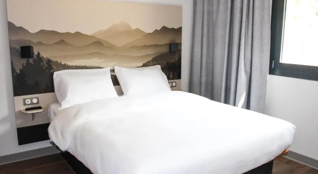Четырёхместный номер B&B HOTEL Aix-les-Bains